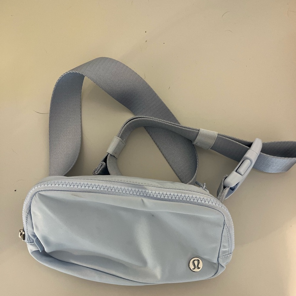 Lululeomon Everywhere Belt Bag 1- Oasis
